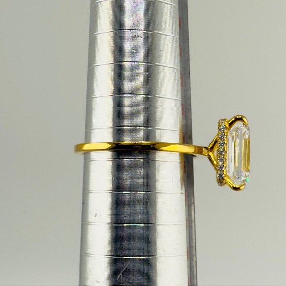 Tanzanite CZ Emerald Cut 4 Karat Solitare Ring .925 Siver Size 7 NEW - Picture 7 of 17